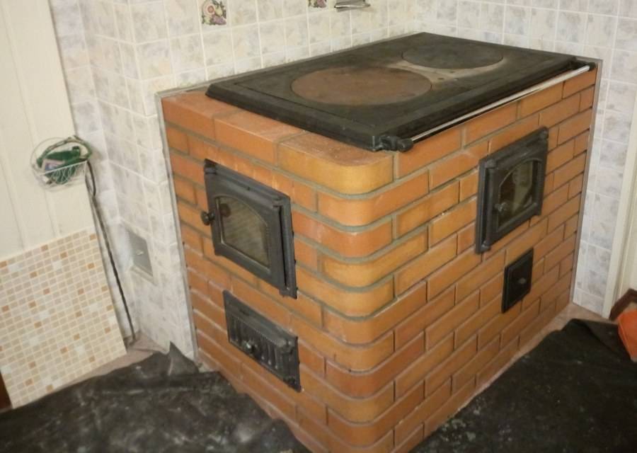 Правила установки печи в дачном доме с учетом требований снипа и правил пожарной безопасности