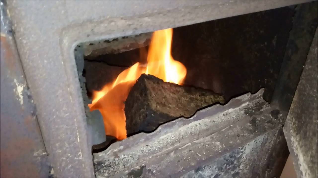Можно ли топить кирпичную печь углем, дровами и другими видами ресурсов
