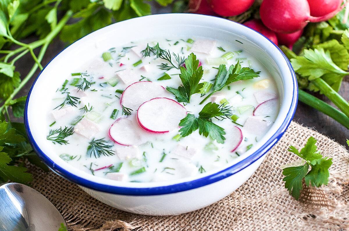Вместо окрошки: 5 холодных супов, которые любят есть в жару в других странах