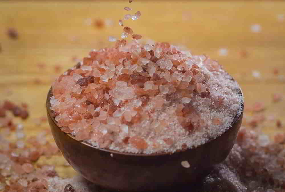 Гималайская соль для бани: использование и достоинства