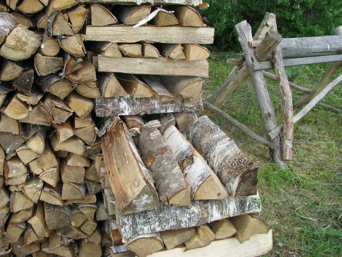 Как просушить дрова на даче
