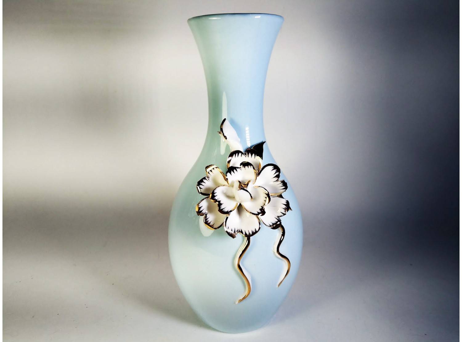 Напольные вазы в интерьере - 180 фото лучших идей дизайна