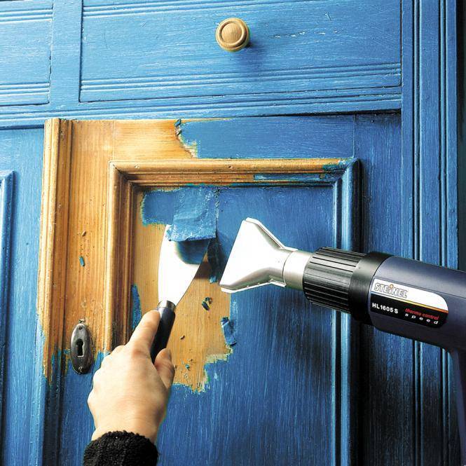Как подготовить межкомнатные двери к покраске, не удаляя старую краску?