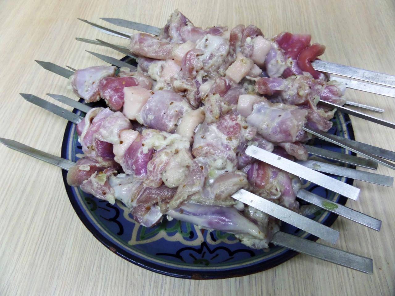 Шашлык из кролика: приготовить во вкусном маринаде