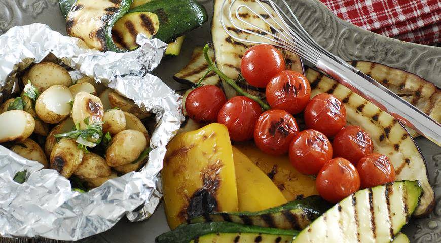 Как запечь овощи на мангале и на решетке: вкусные рецепты