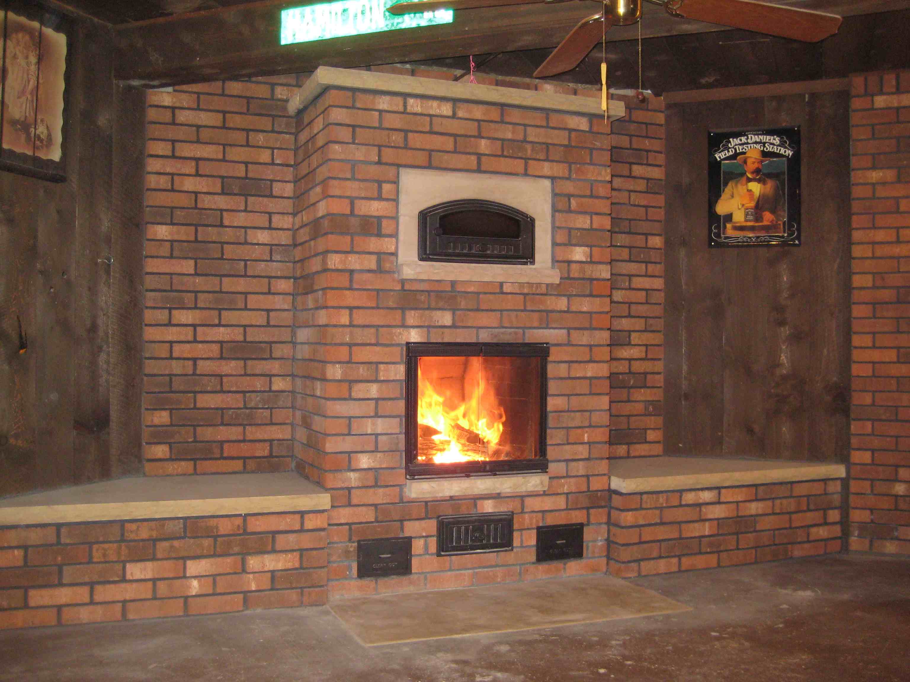 Рассматриваем печь камин длительного горения для отопления дачи и загородного дома