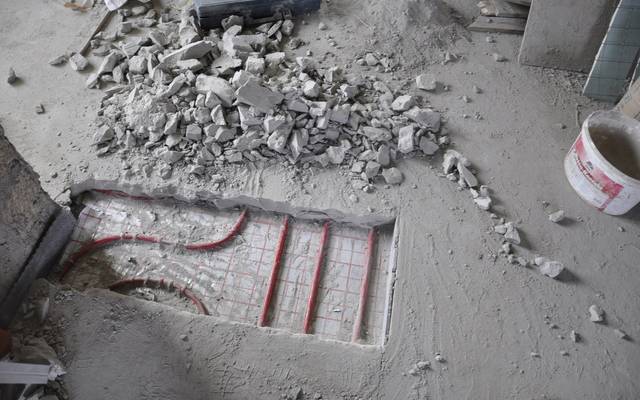 Как выявить протечку в теплом полу с бетонной стяжкой?