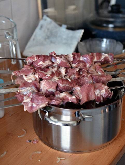 Как замариновать шашлык из свинины