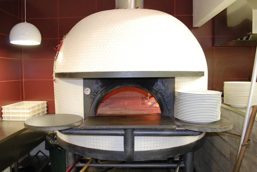 Постройка помпейской дровяной печи для пиццы своими руками, чертеж и порядовка, особенности конструкции