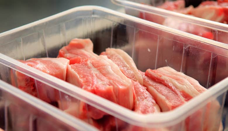 Как сохранить мясо в свежем виде надолго в холодильнике и без него