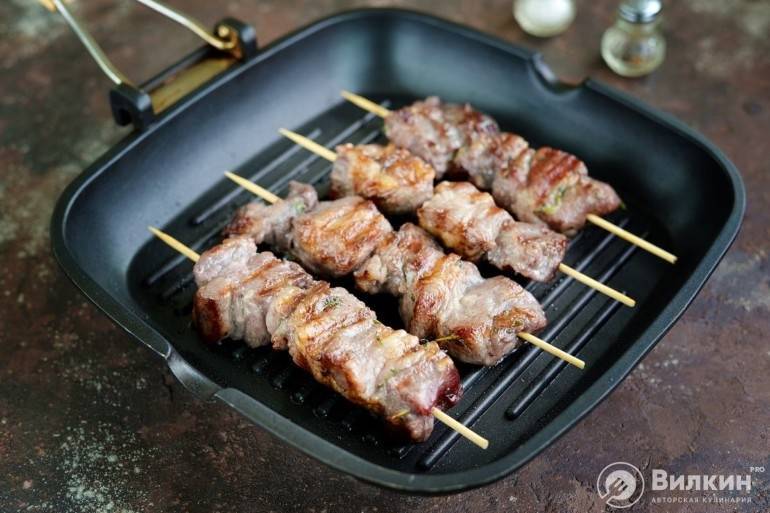 Шашлык из свинины в духовке – 8 вкусных фото рецептов сочного, ароматного мяса