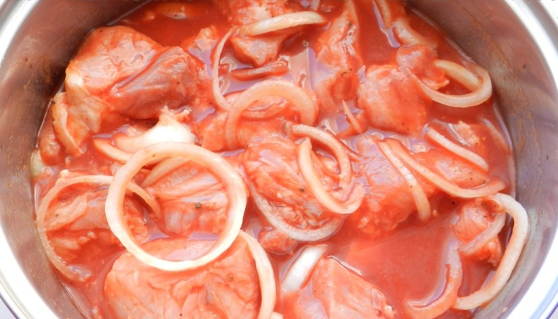 Маринад для шашлыка с томатным соком - мамин советник