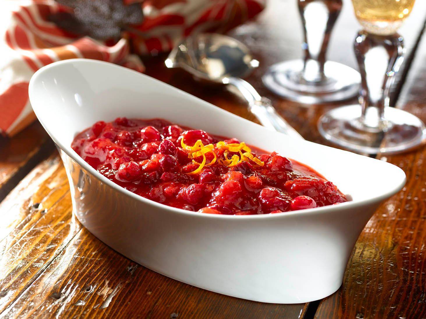 6 потрясающих рецептов фруктово-ягодных соусов к мясу