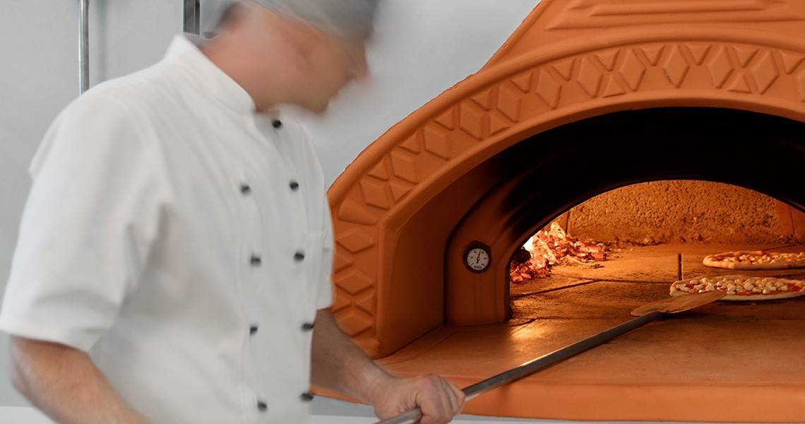 Создание итальянской печи для пиццы на дровах своими руками