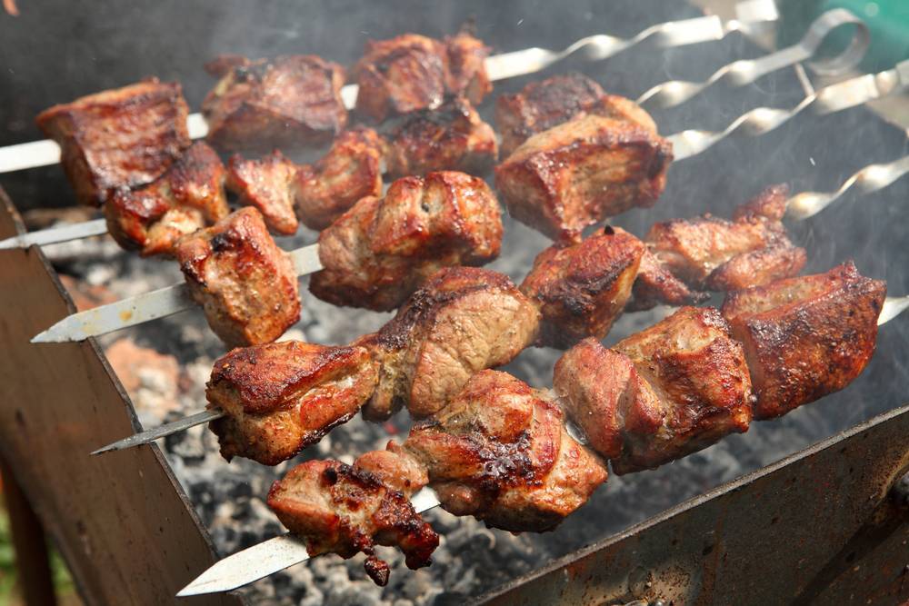Шашлык-убийца: 5 опасностей, о которых вы не подозреваете, жаря мясо на открытом огне