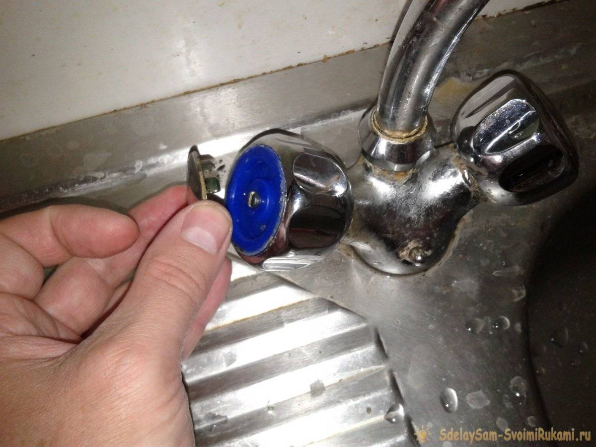 Почему шумит кран при включении воды на кухне или ванной – рассмотрим причины и способы решения