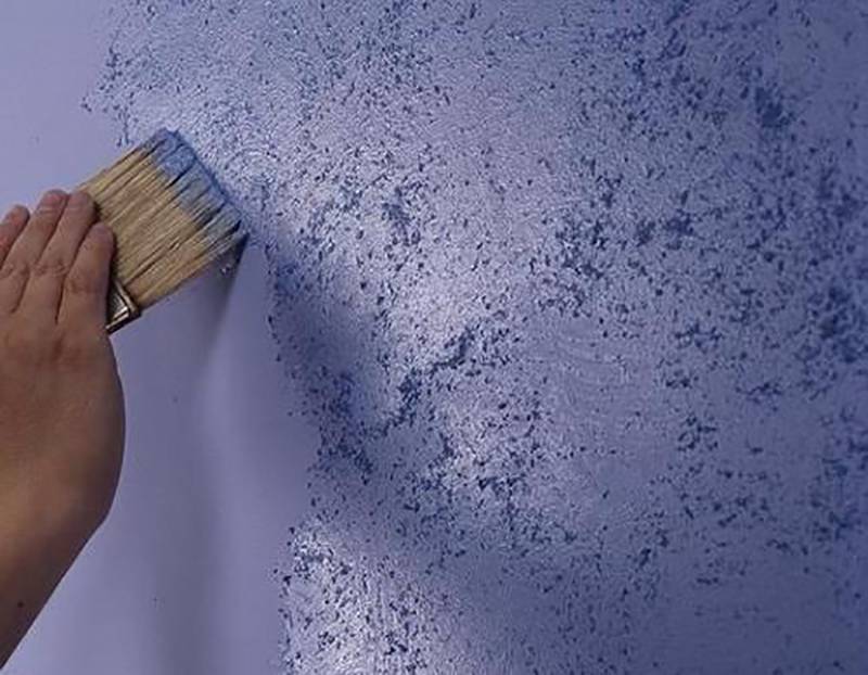 Чем мыть крашеные стены: без разводов