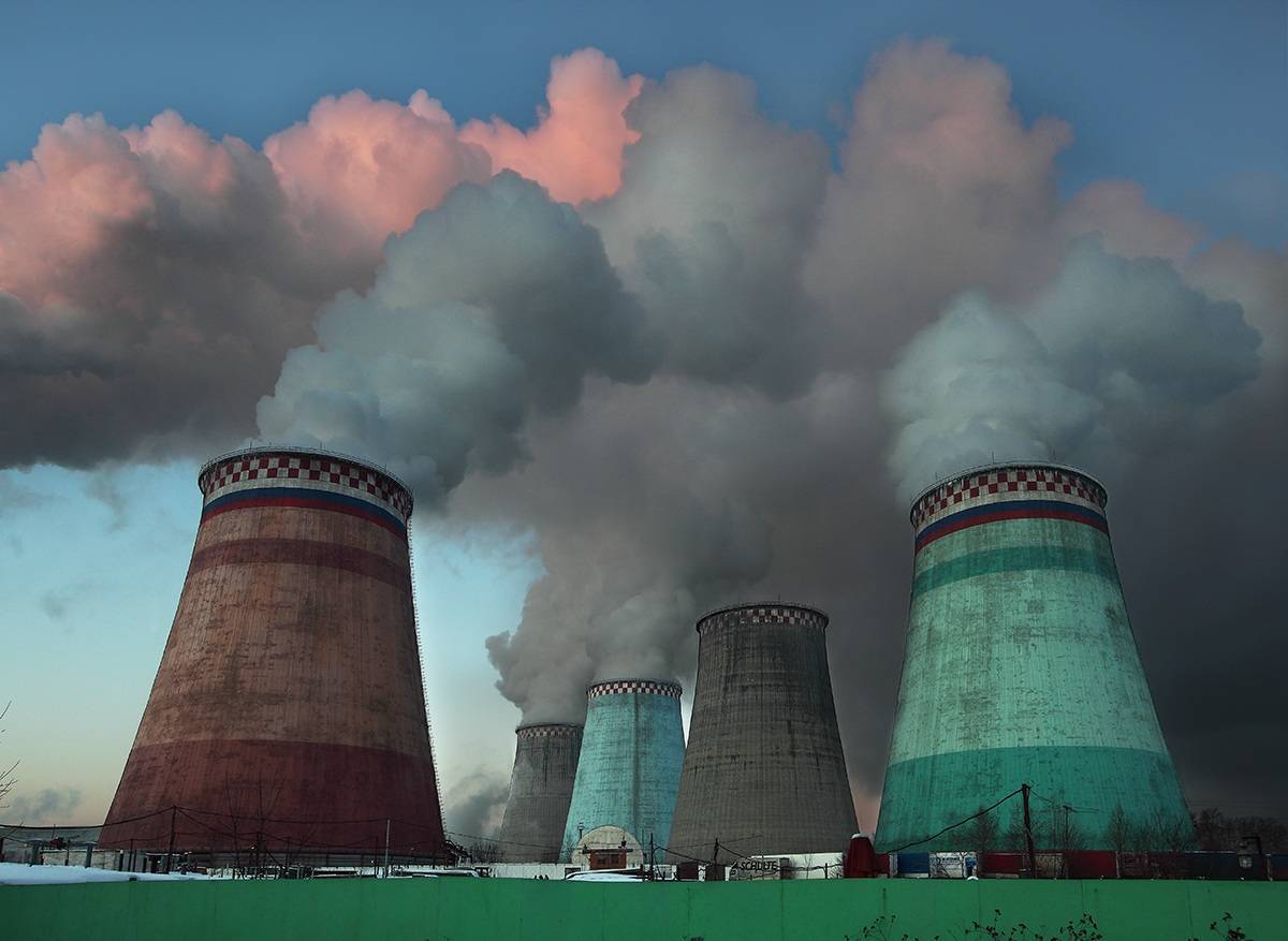 Химическая промышленность загрязняет. ТЭЦ Капотня. Выбросы ТЭЦ В атмосферу. Выбросы промышленных предприятий. Выбросы заводов в атмосферу.