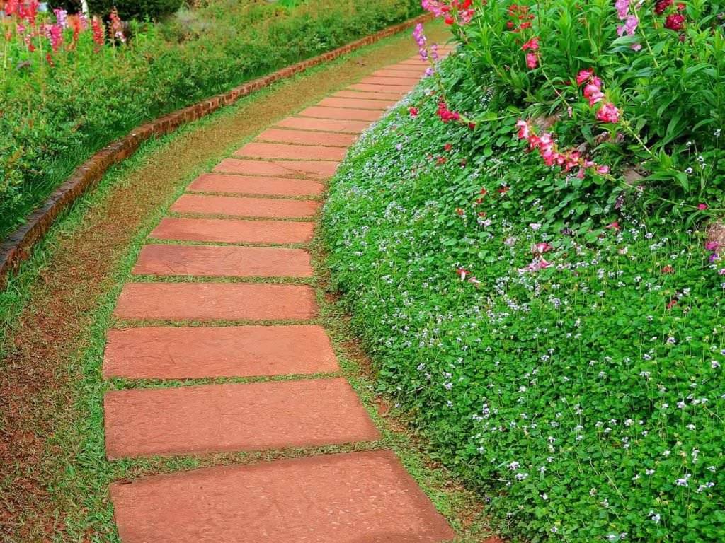 Красивые садовые дорожки — оригинальные идеи красивого универсального оформления своими руками (110 фото)