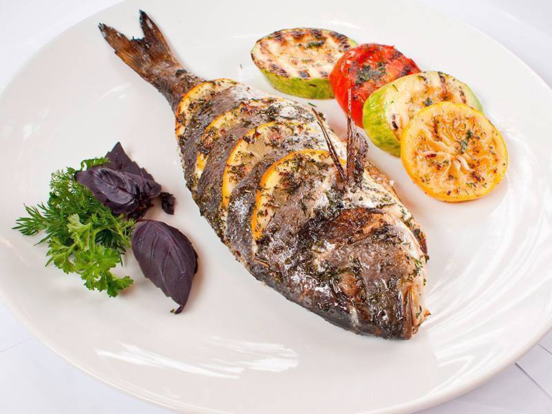 Дорадо на мангале – изысканное рыбное меню для пикника