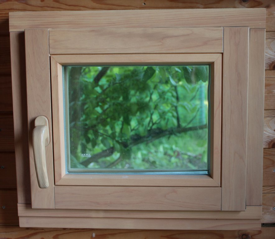 Деревянные окна со стеклопакетом для бани - строим баню или сауну
