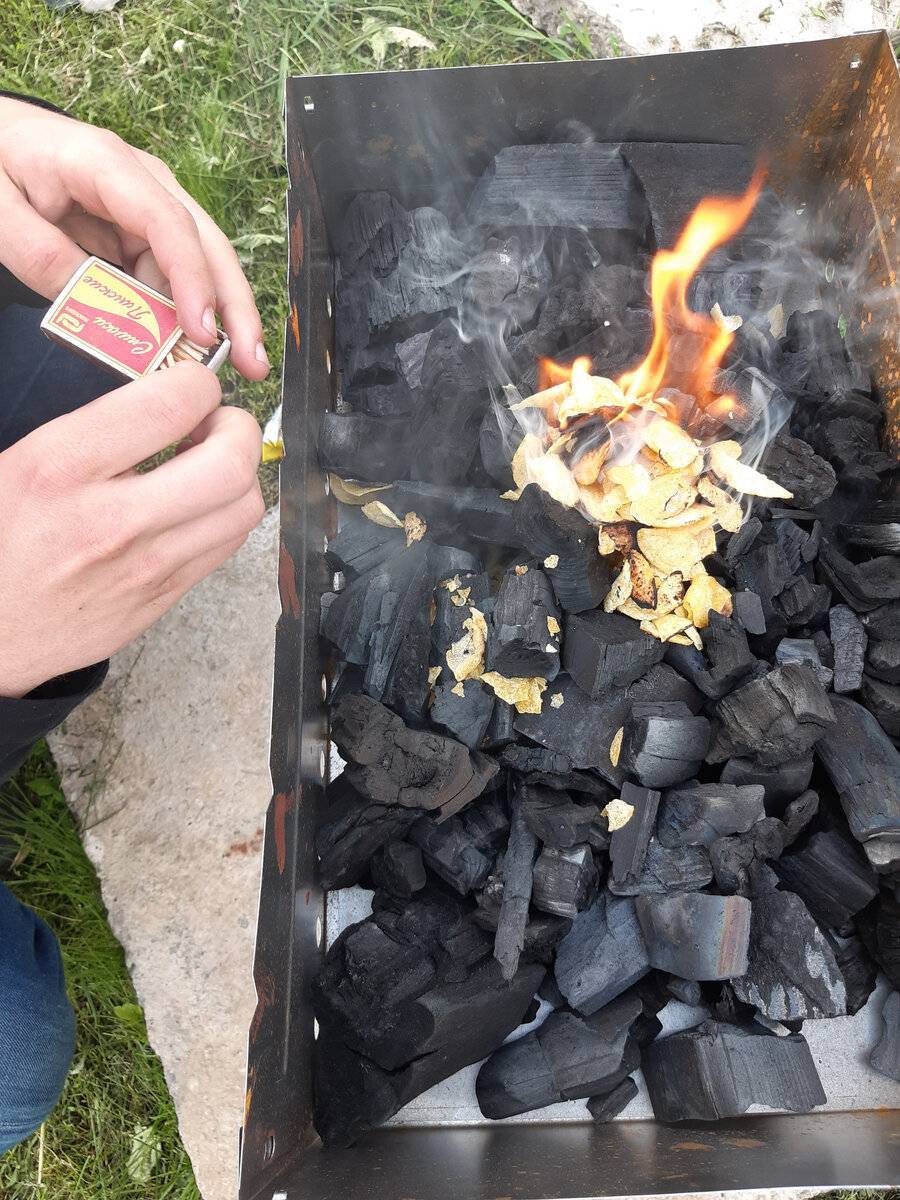 Как правильно разжигать уголь для барбекю
