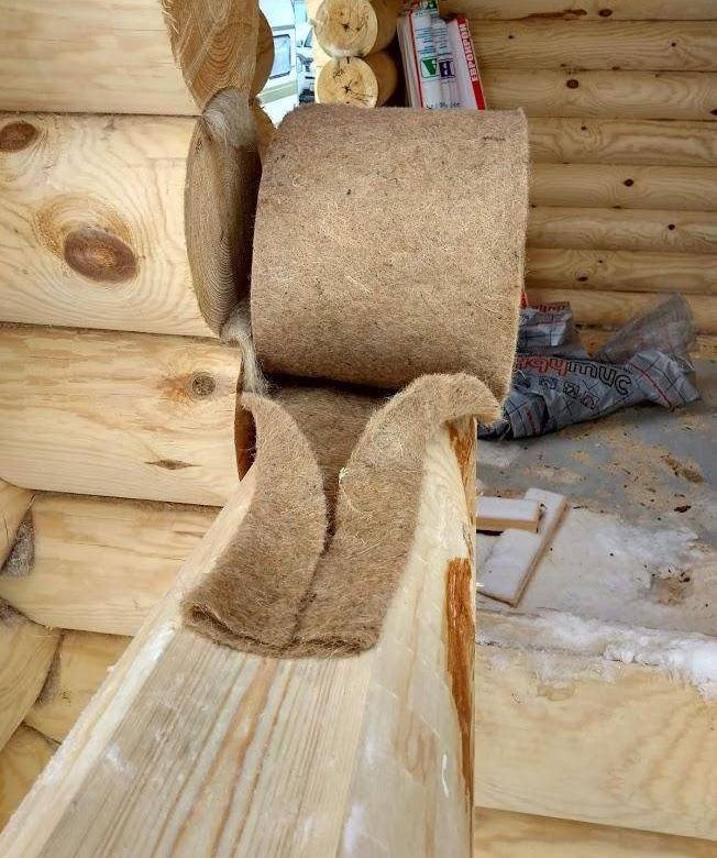 Межвенцовый утеплитель для деревянного домостроения: какой выбрать для бруса и бревна | дневники ремонта obustroeno.club
