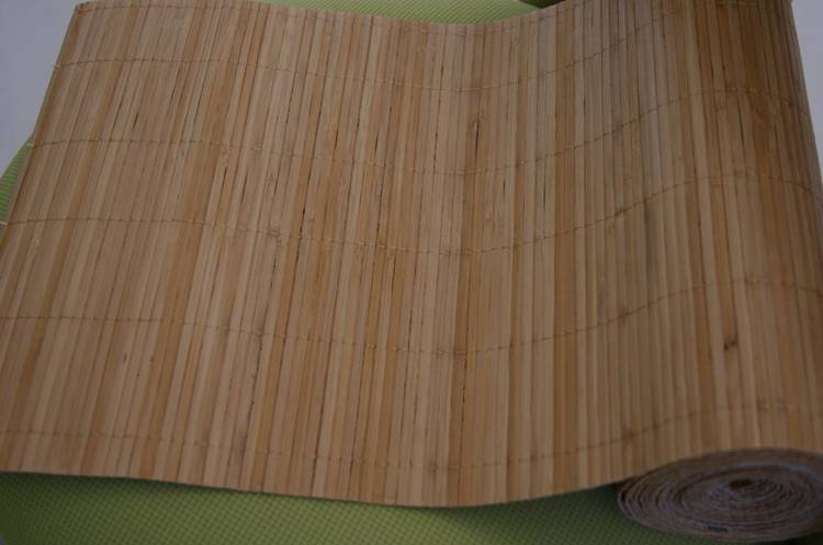 Как клеить бамбуковые обои на стену своими руками дома