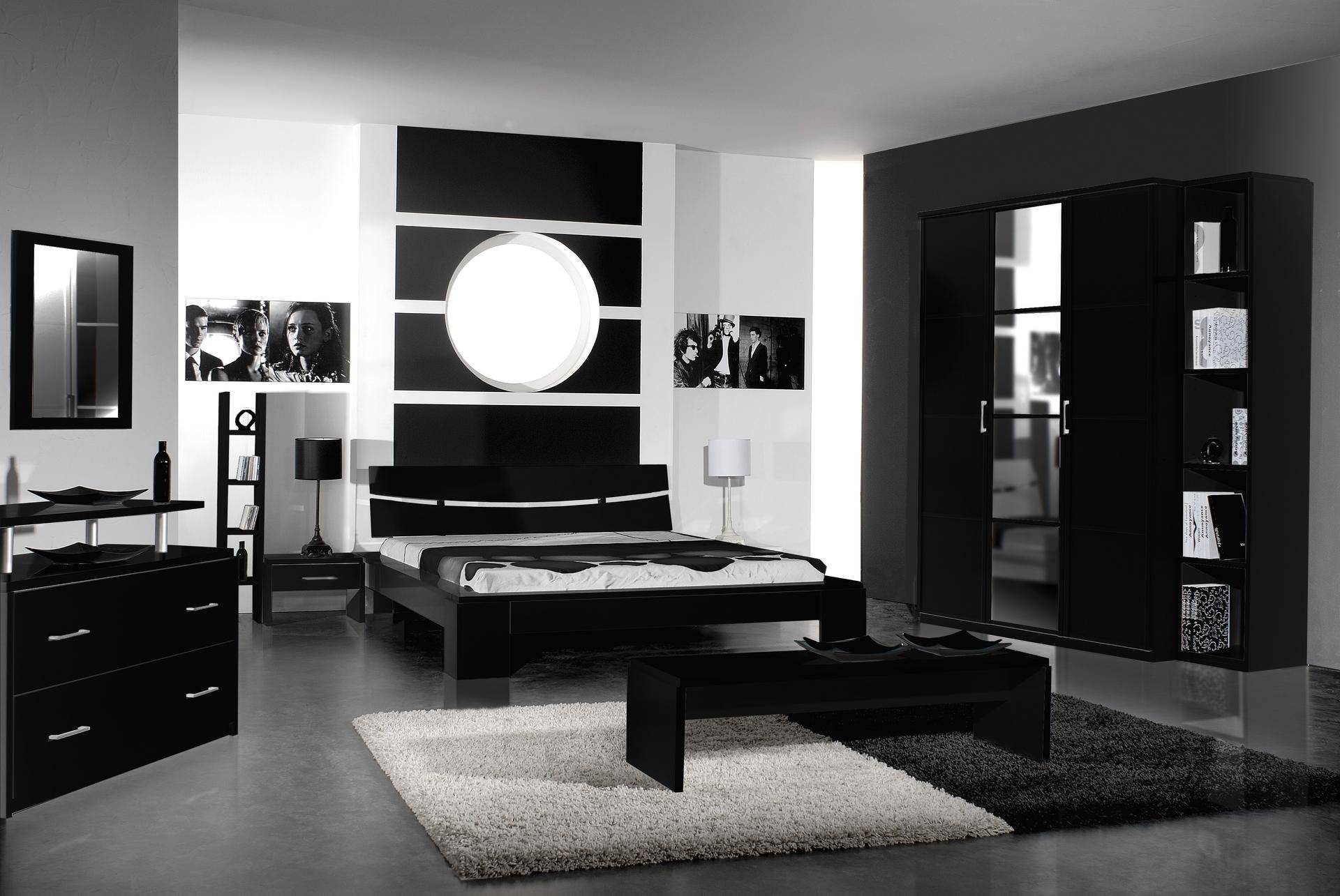 Дизайн комнаты с чёрной мебелью