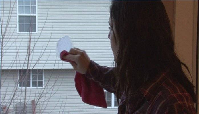 Как убрать царапины со стекла в домашних условиях?