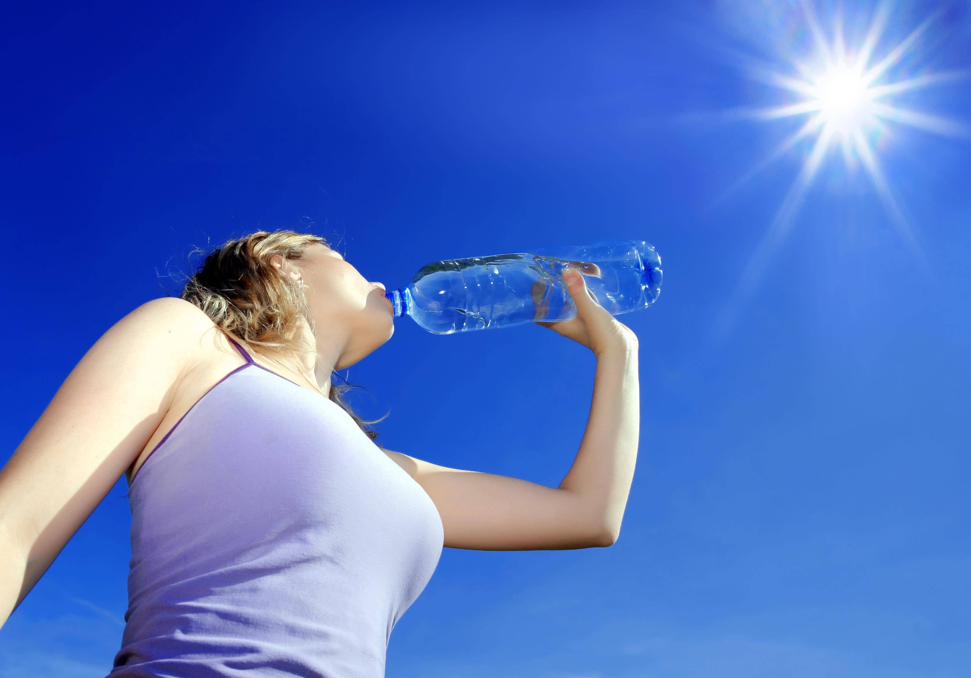 Утоляем жажду: какую воду лучше пить
