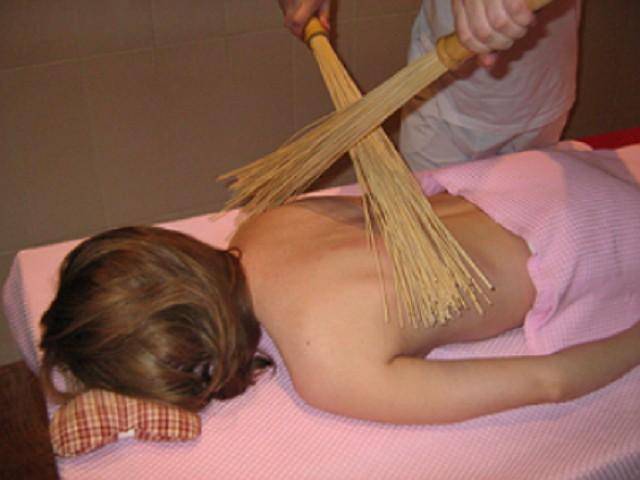 Бамбуковый веник для бани: как пользоваться для массажа и париться с пользой для здоровья