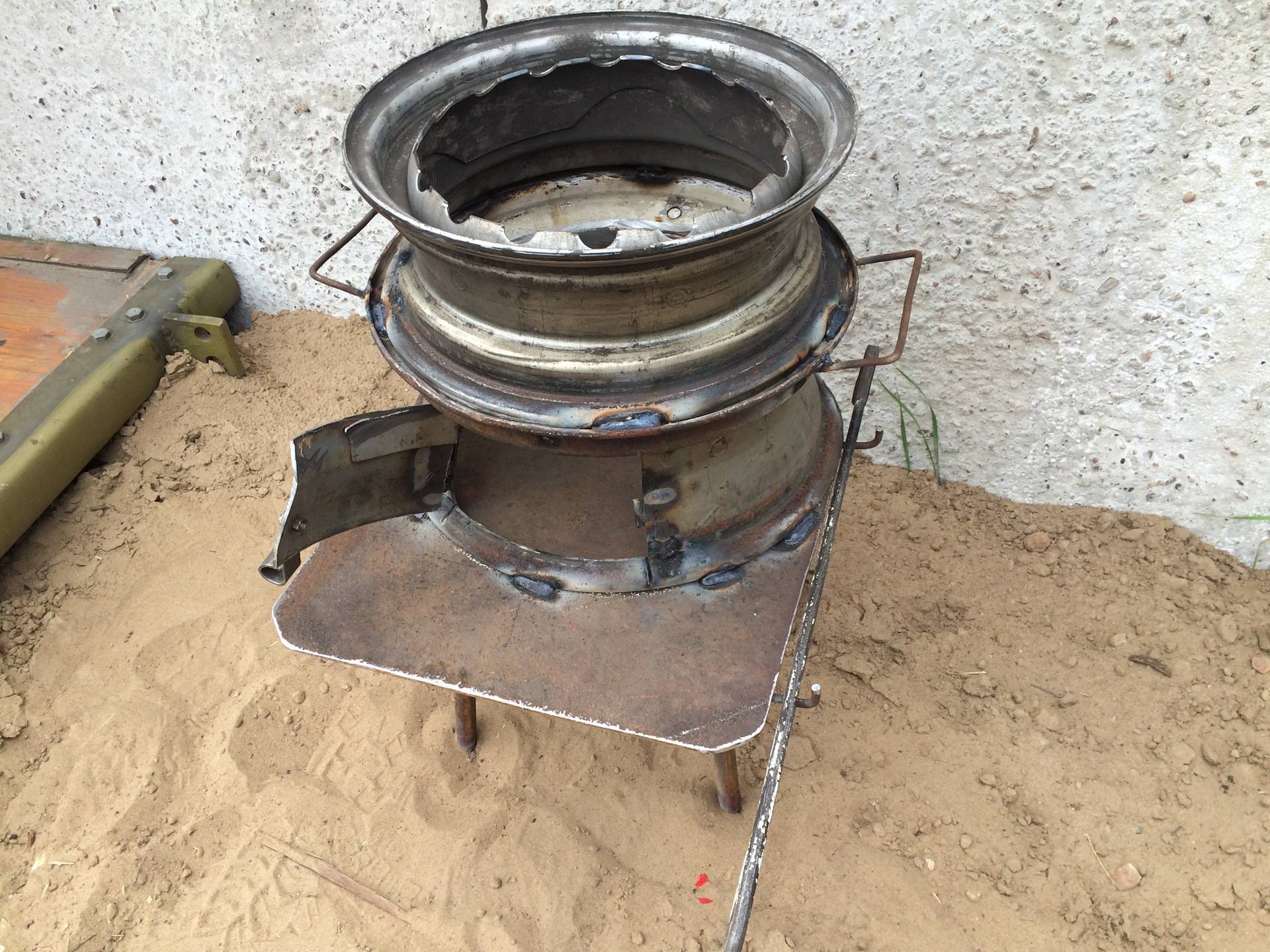 Самодельная печь из колесных дисков для бани